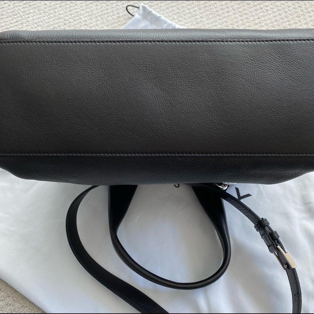 Givenchy Pandora Pure Bag - Picture 9 of 10